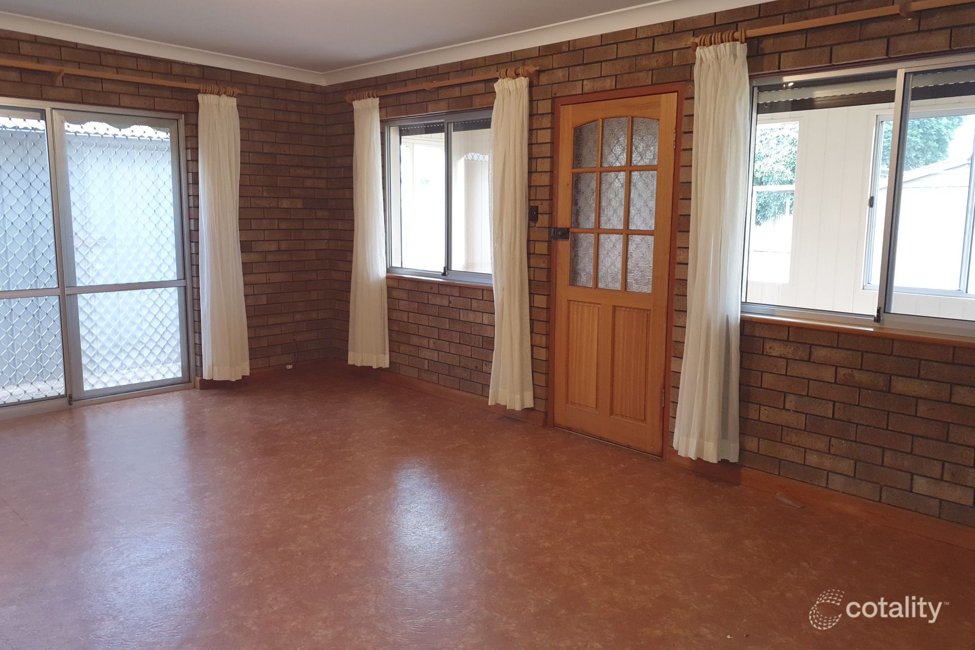 1 Elizabeth St, Findon, SA 5023