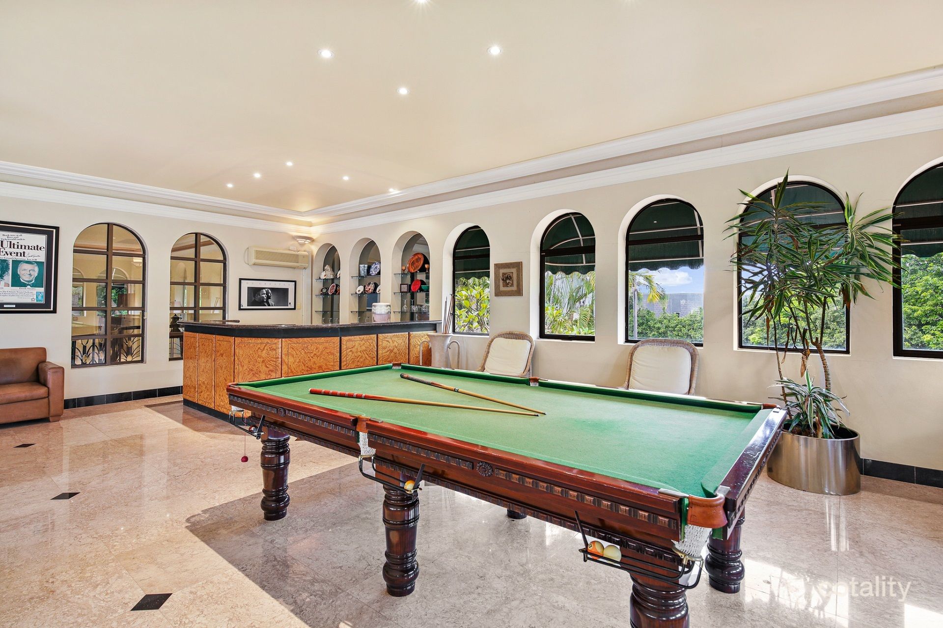 26 Marseille Ct, Bundall, QLD 4217