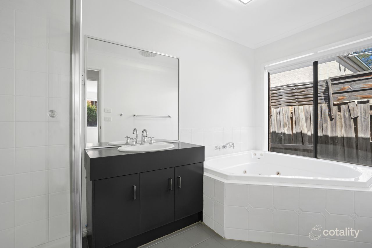3 Rolain Ave, South Morang, VIC 3752
