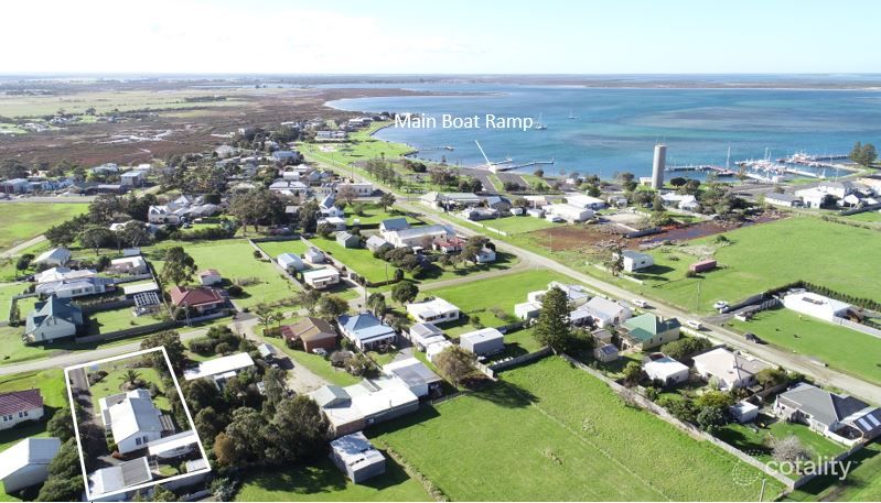 19 Albert St, Port Albert, VIC 3971