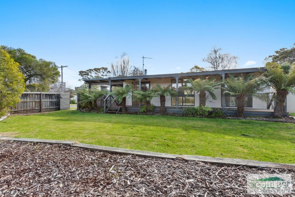 24 Beach St, Balnarring Beach, VIC 3926