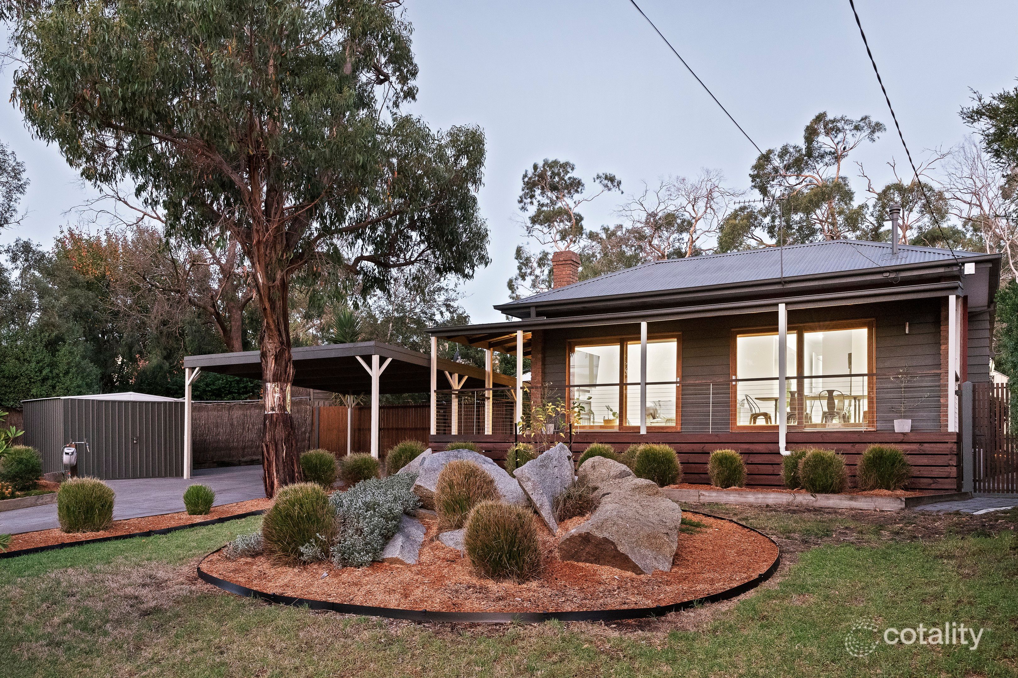 17 Autumn Cres, Mount Eliza, VIC 3930