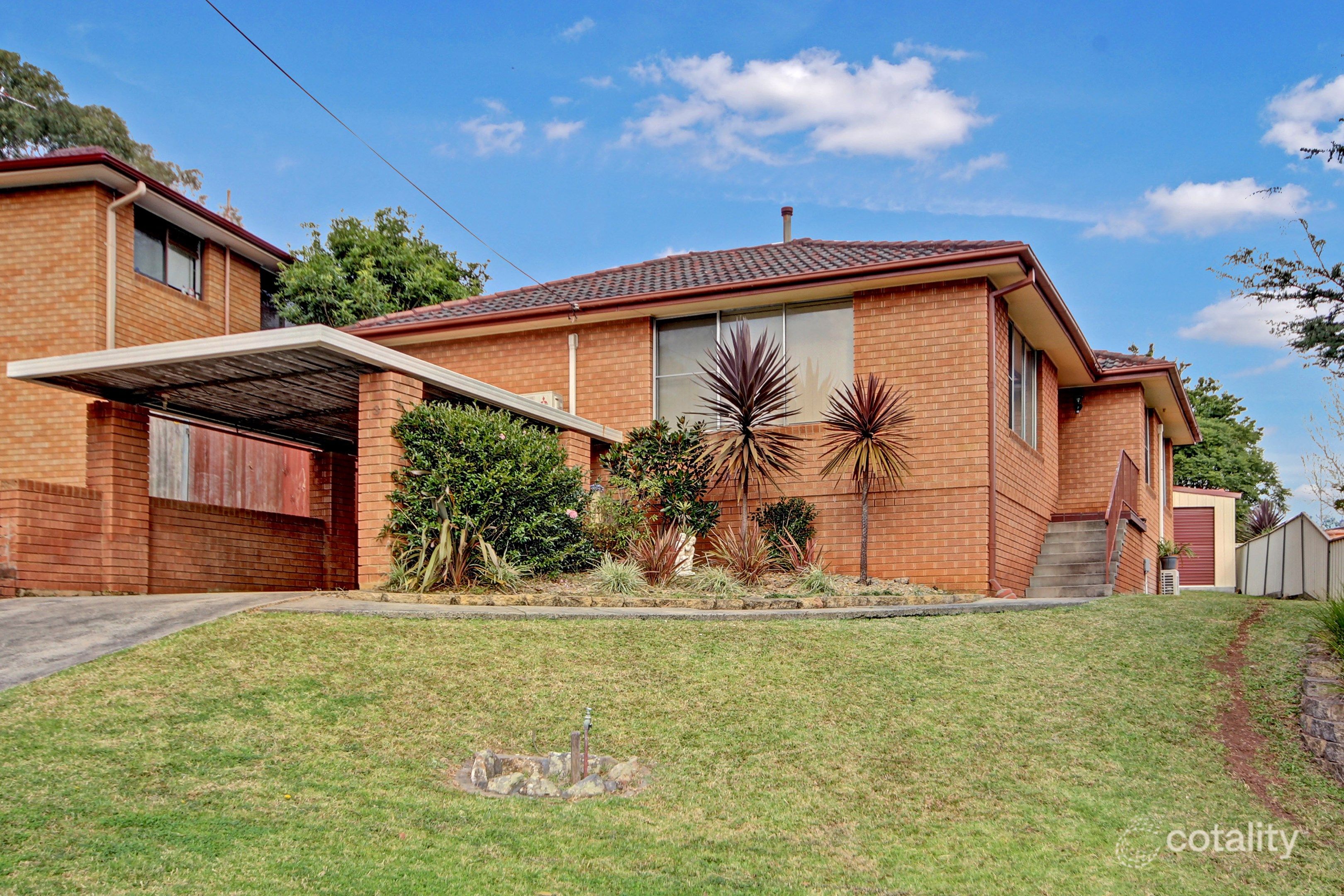 3 Swain Cres, Dapto, NSW 2530