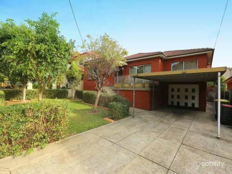 4 Leslie St, Bass Hill, NSW 2197