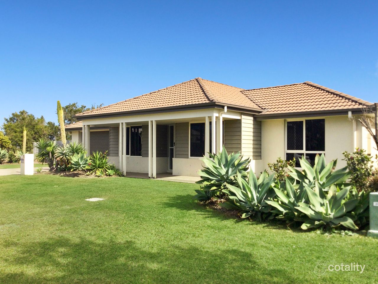 75 Sears Pde, North Lakes, QLD 4509