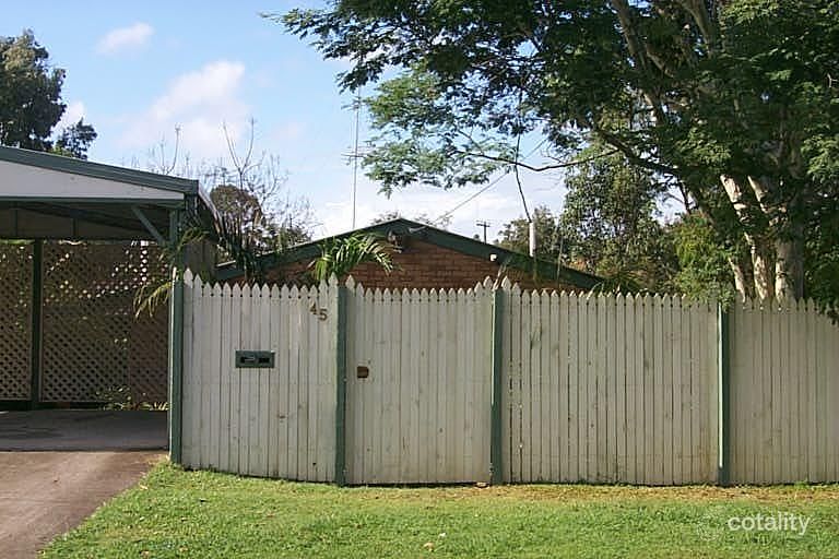 45 Morialta St, Mansfield, QLD 4122