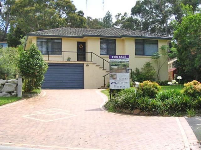25 Serpentine Rd, Gymea, NSW 2227