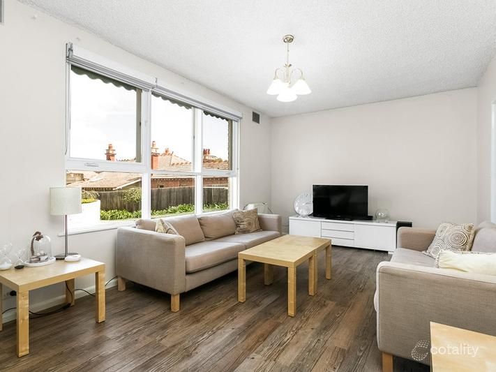 4/6 Riverview Rd, Essendon, VIC 3040