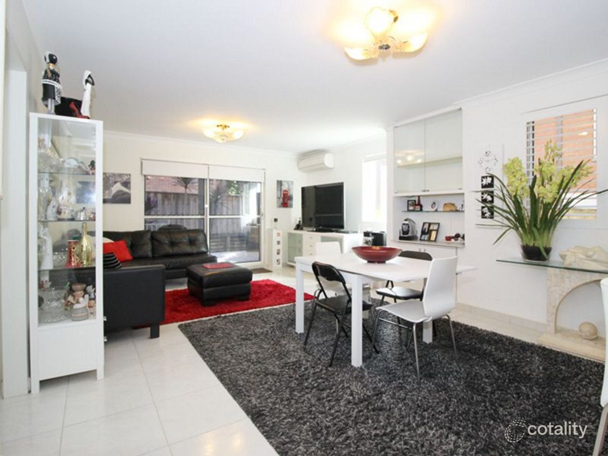 2/19 Redman Rd, Dee Why, NSW 2099