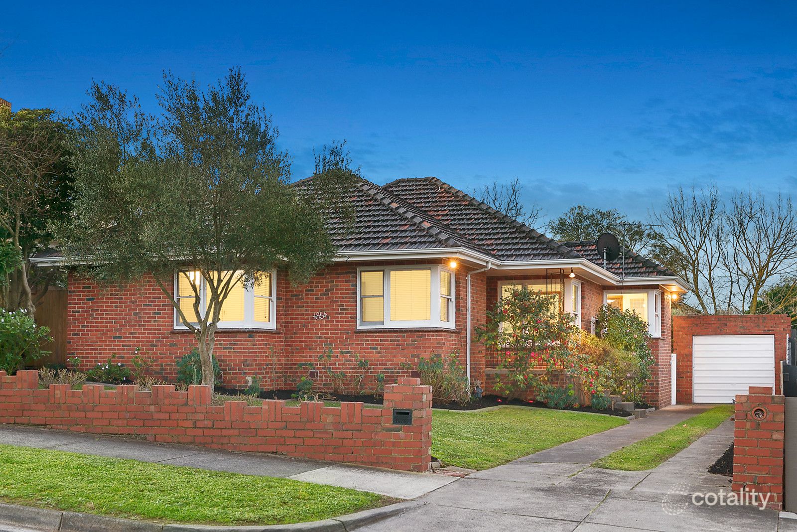 35 Douglas St, Ashwood, VIC 3147