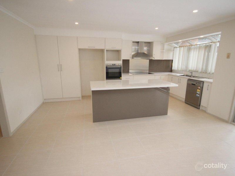 6/32 Clamp Pl, Greenway, ACT 2900