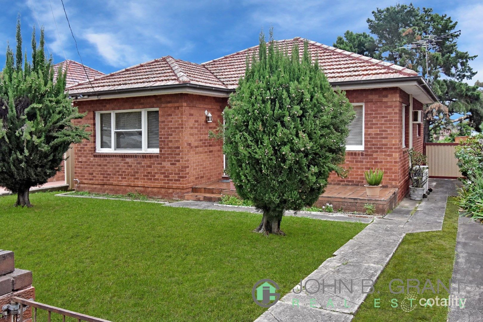 54 Chester Hill Rd, Chester Hill, NSW 2162