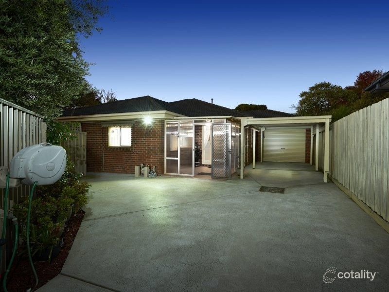 2/3 Piperita Rd, Ferntree Gully, VIC 3156