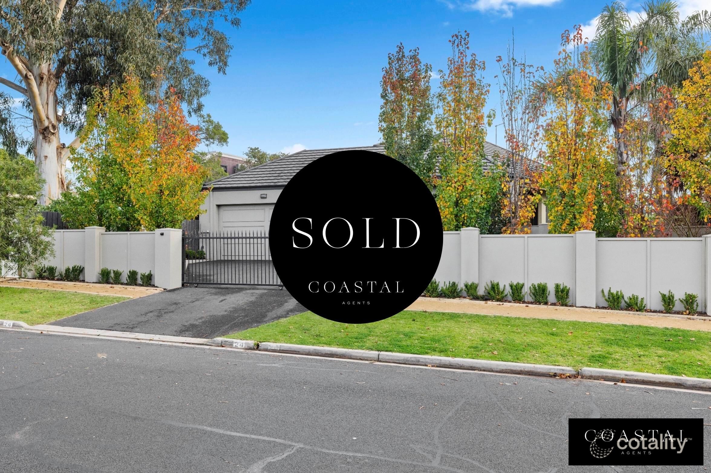 24 Koetong Pde, Mount Eliza, VIC 3930