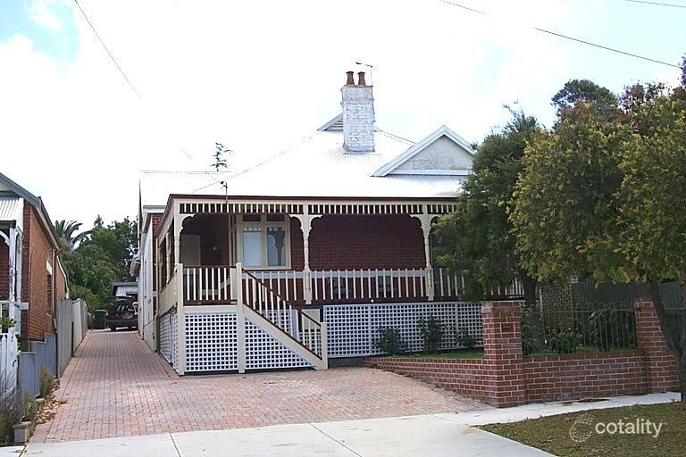 87 Rookwood St, Menora, WA 6050