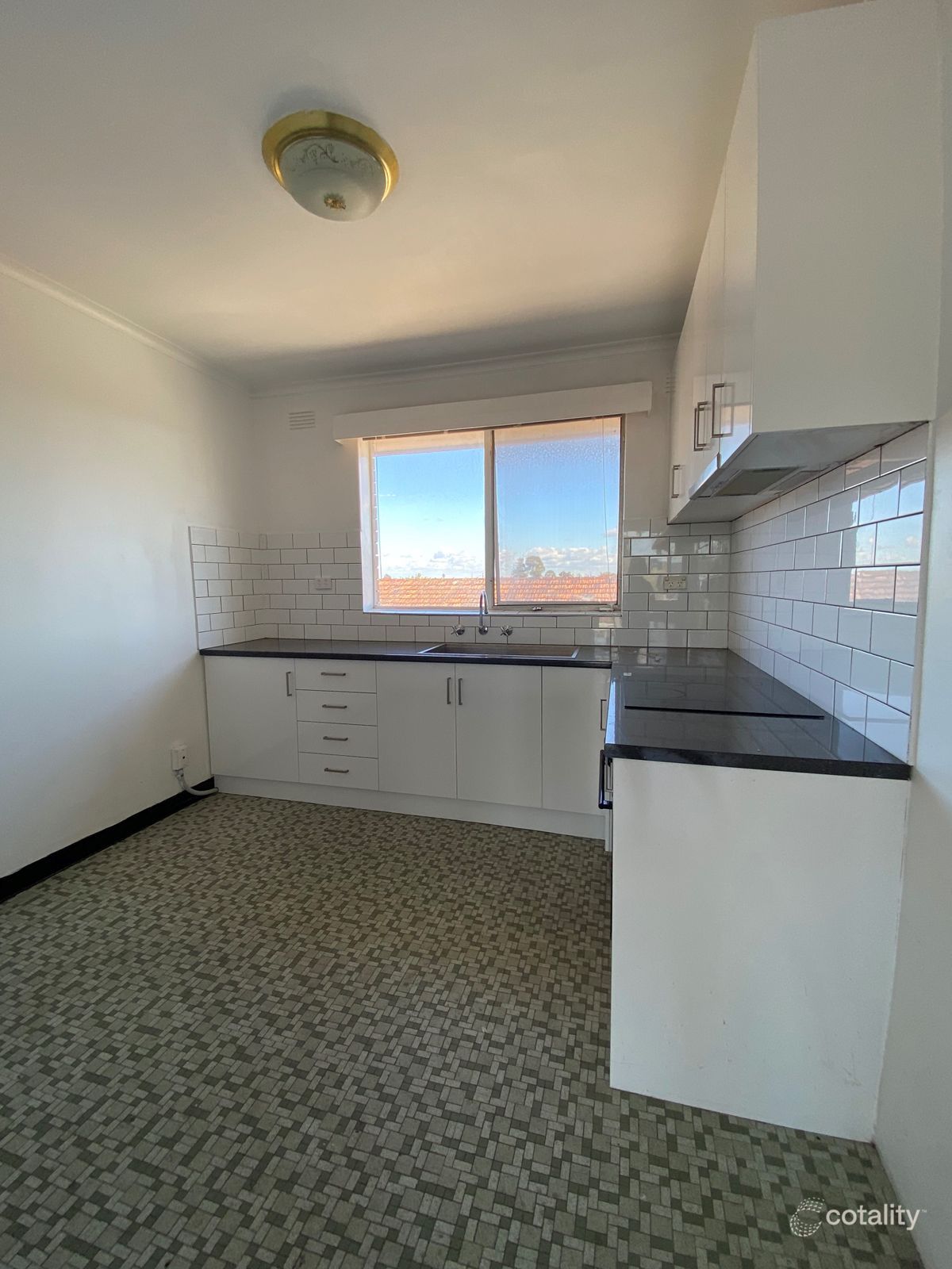 21/5 King Edward Ave, Albion, VIC 3020