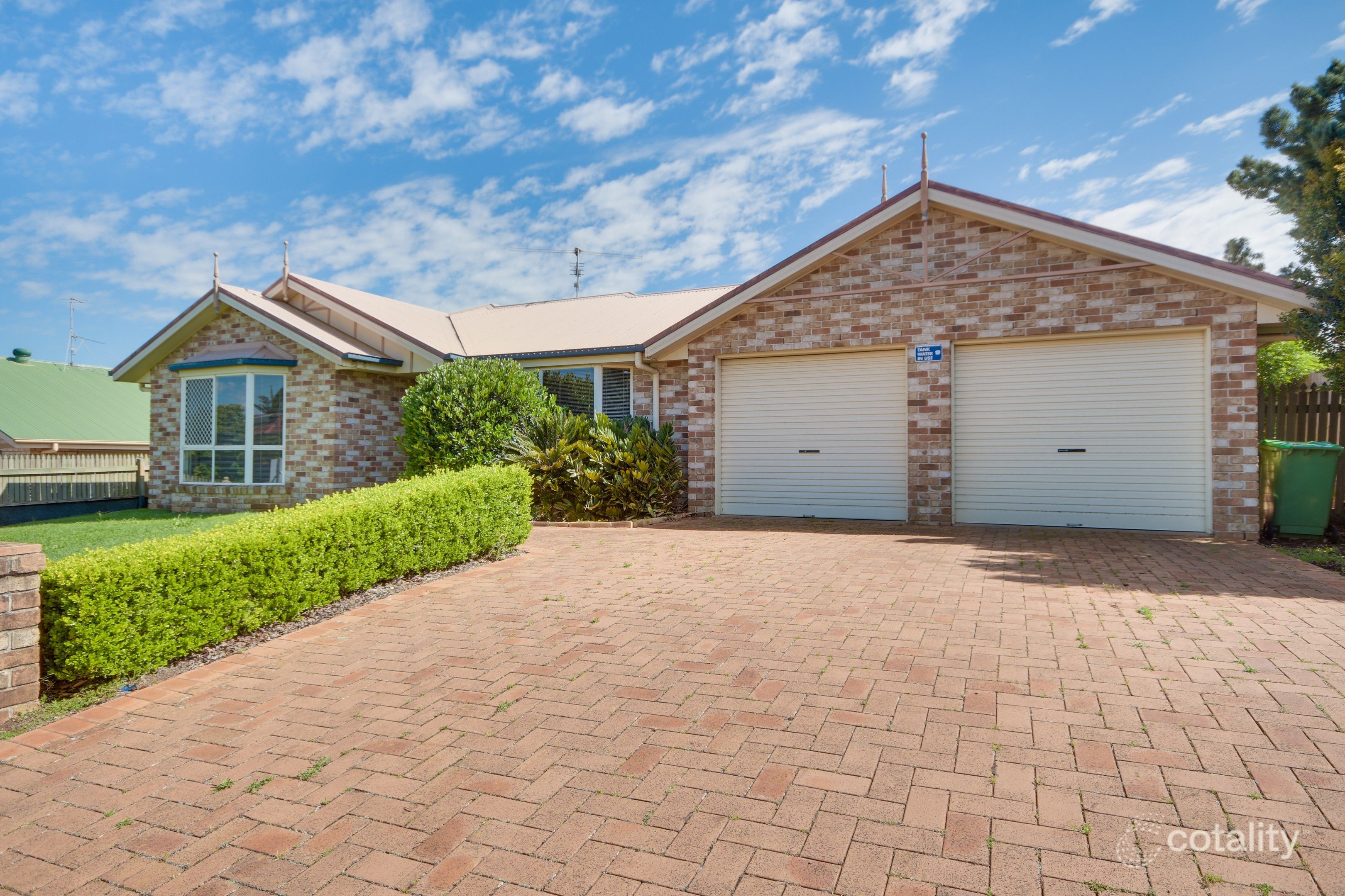 9 Stoneyhurst Ct, Glenvale, QLD 4350