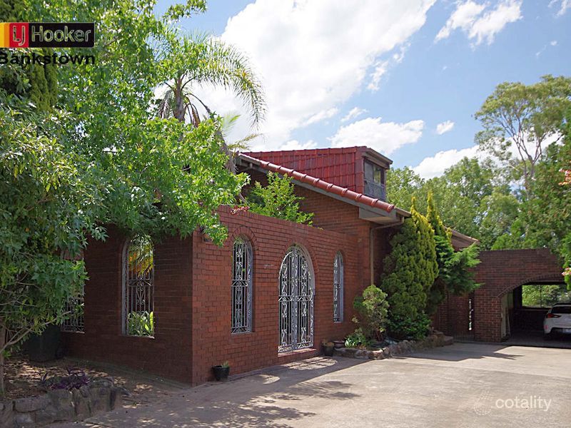 73 Old Kent Rd, Greenacre, NSW 2190