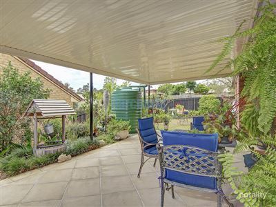 1 Tregana Cct, Edens Landing, QLD 4207