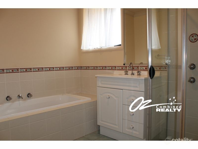 2/13 Leumeah St, Sanctuary Point, NSW 2540