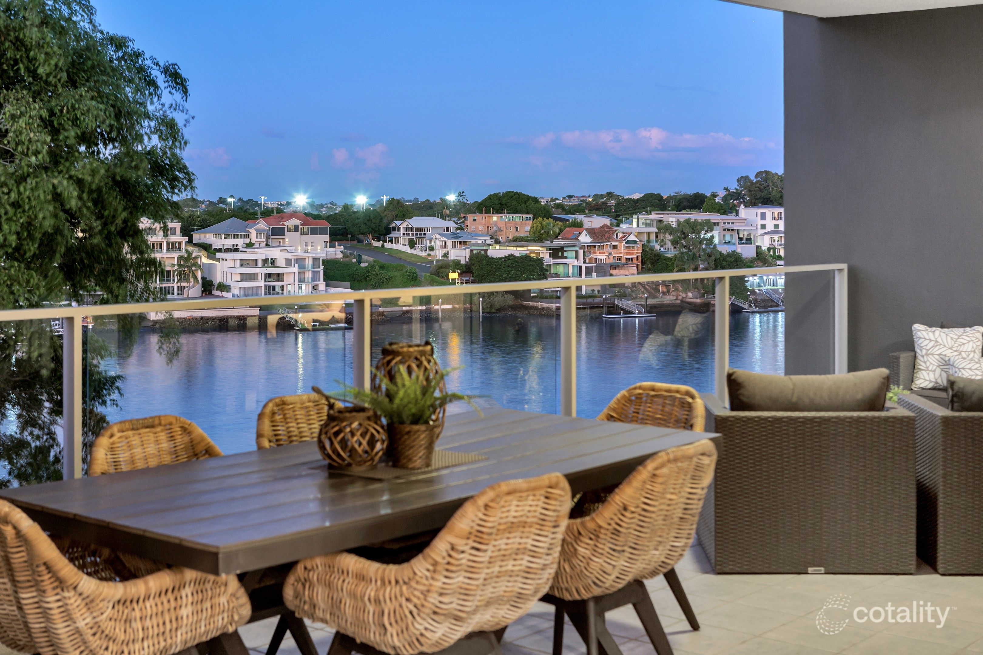 1732/22 Refinery Pde, New Farm, QLD 4005