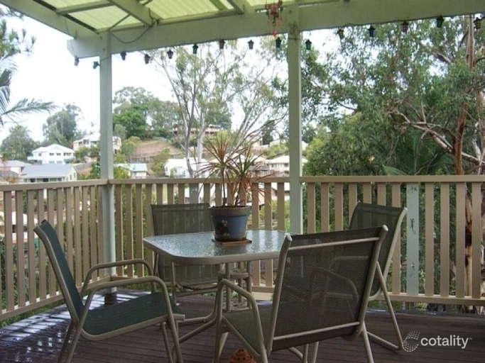 39 Banbury St, Carina, QLD 4152