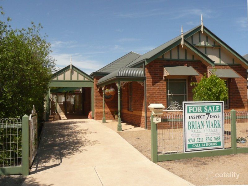 12 Brighton Ave, Wyndham Vale, VIC 3024