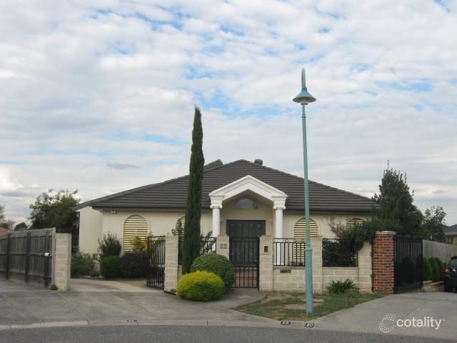 22 Huntingfield Ct, Carnegie, VIC 3163