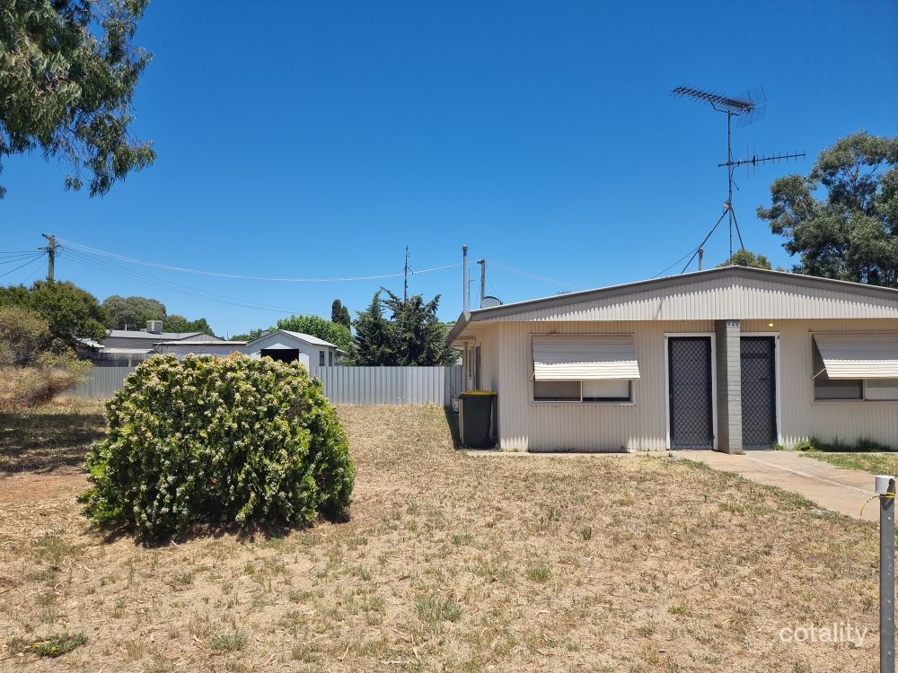 4 Loquat Ave, Leeton, NSW 2705