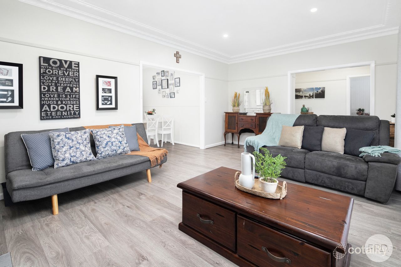 5 Shirley St, Wendouree, VIC 3355