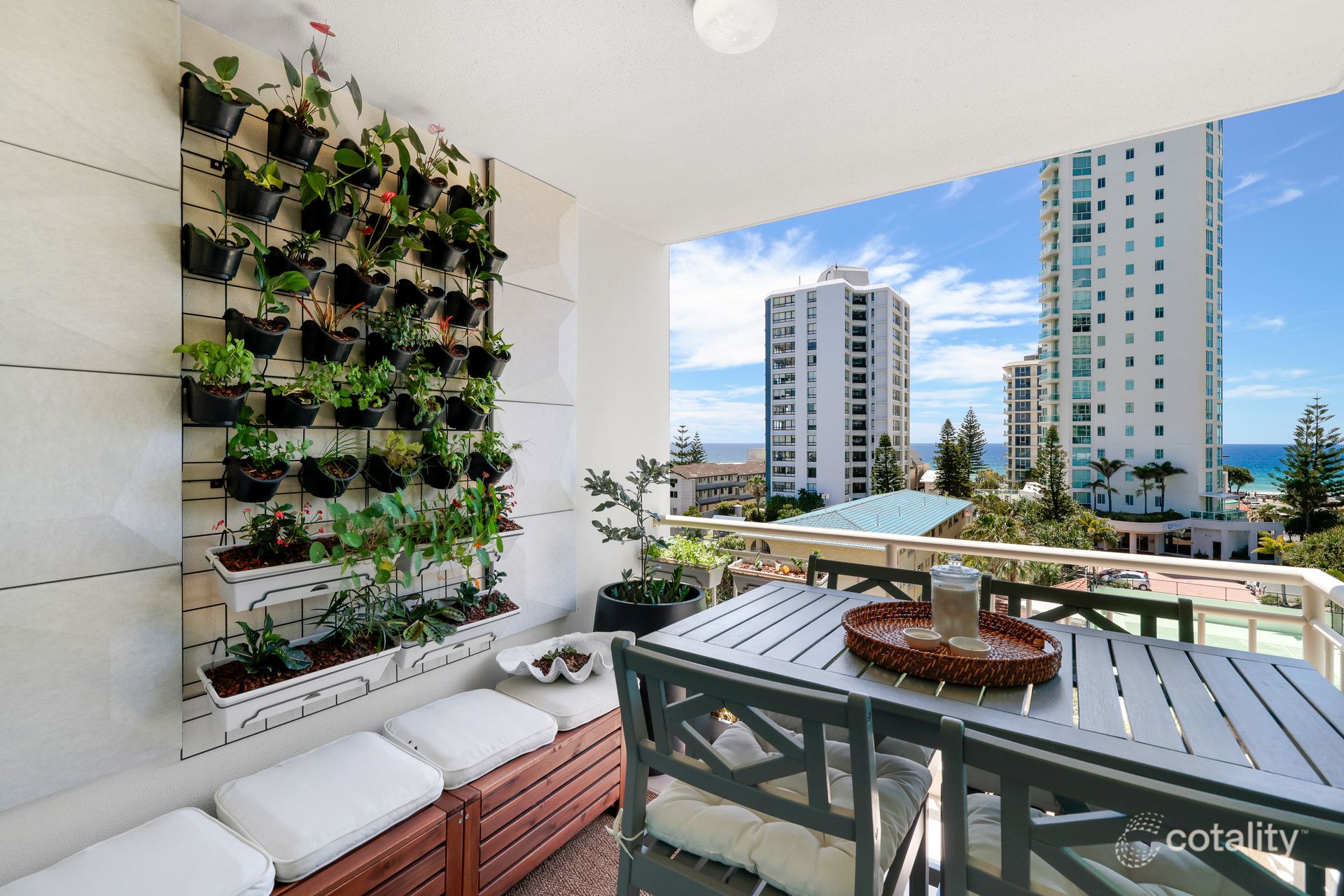 601/46-52 Pacific St, Main Beach, QLD 4217