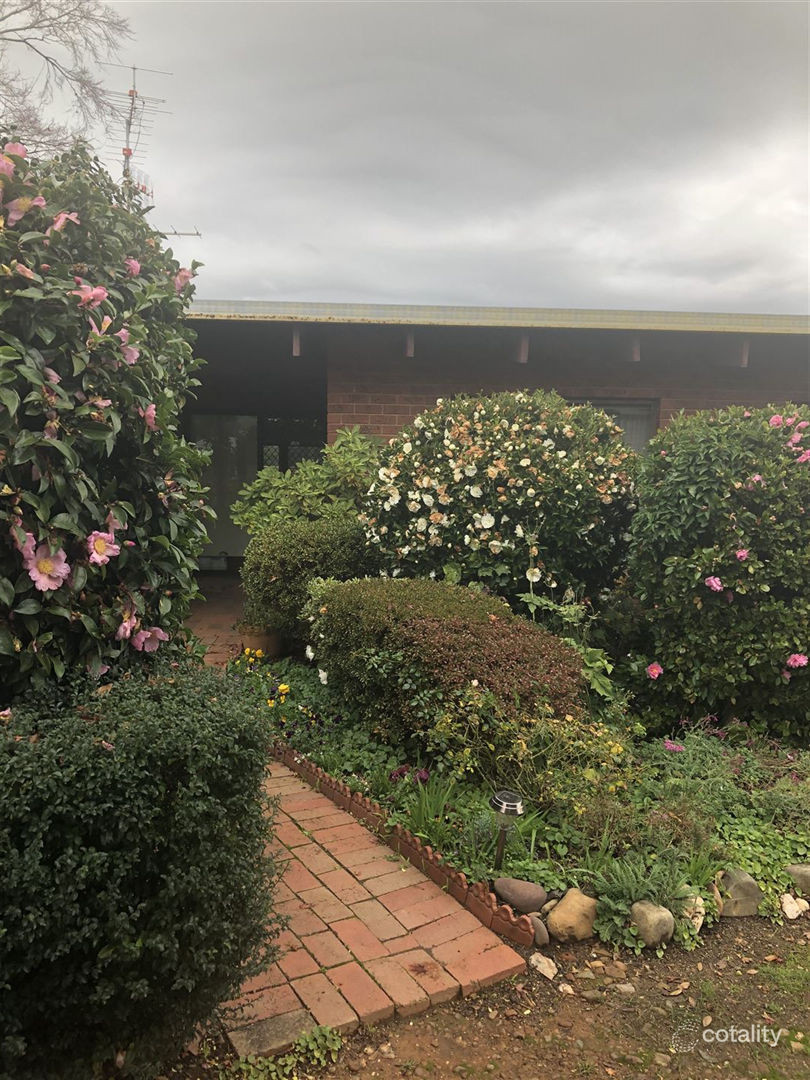 28 Myrtle St, Alexandra, VIC 3714