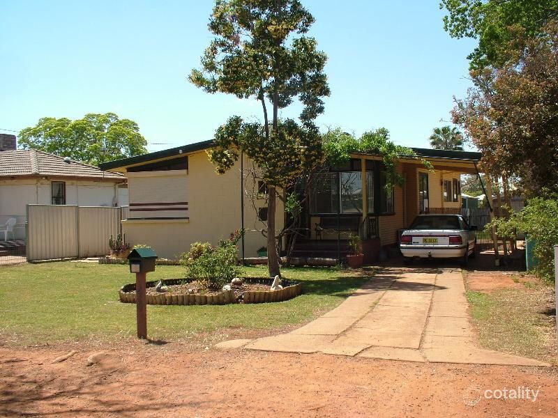 44 Alcheringa St, Dubbo, NSW 2830