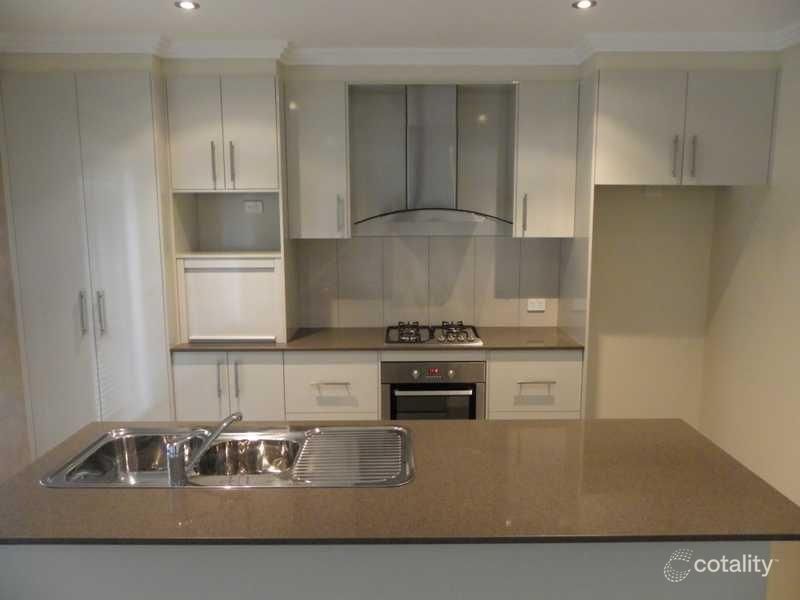 27 Boulevard Pl, Hillvue, NSW 2340