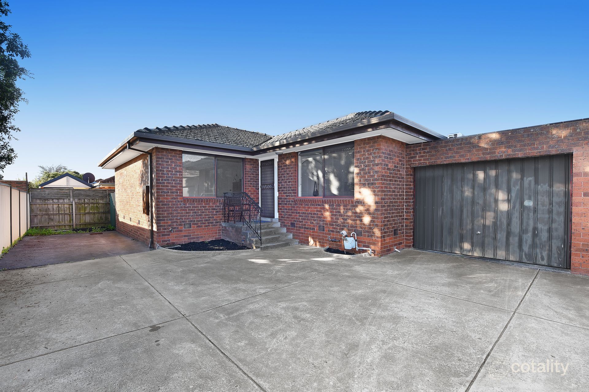 2/24 Henty St, Reservoir, VIC 3073