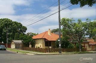 23 Benaroon Rd, Belmore, NSW 2192