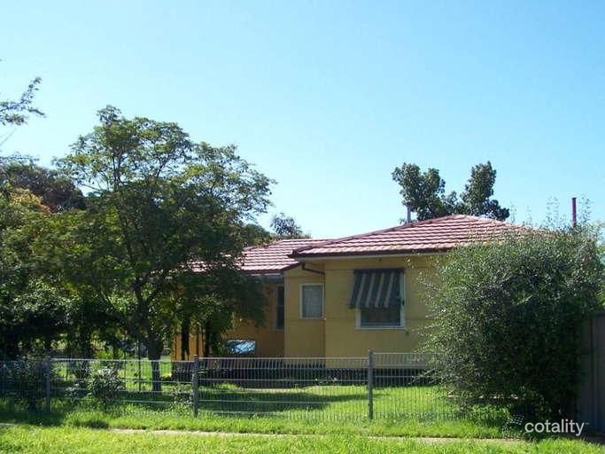 5 Hornet Cres, Elizabeth East, SA 5112