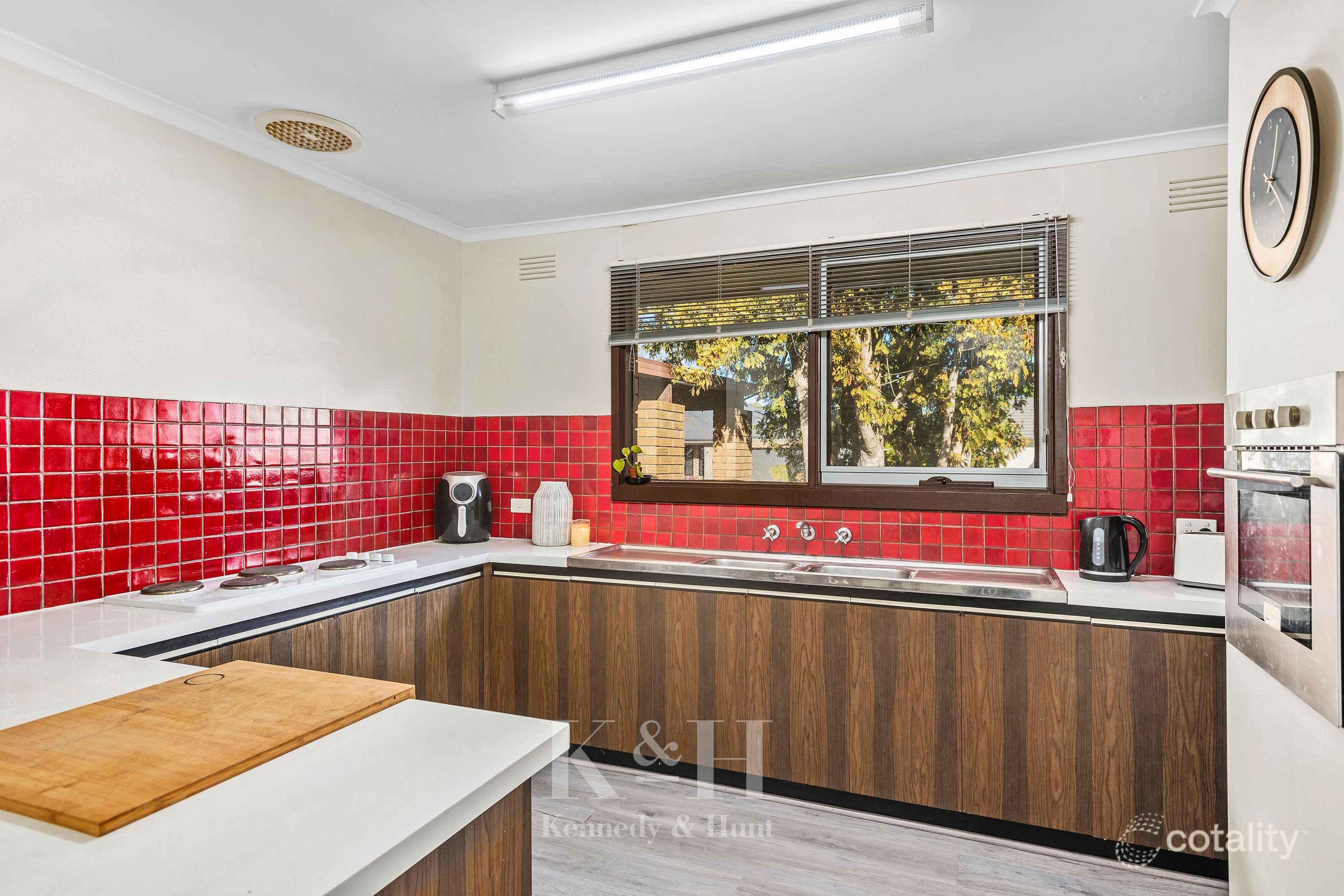 52 Fersfield Rd, Gisborne, VIC 3437