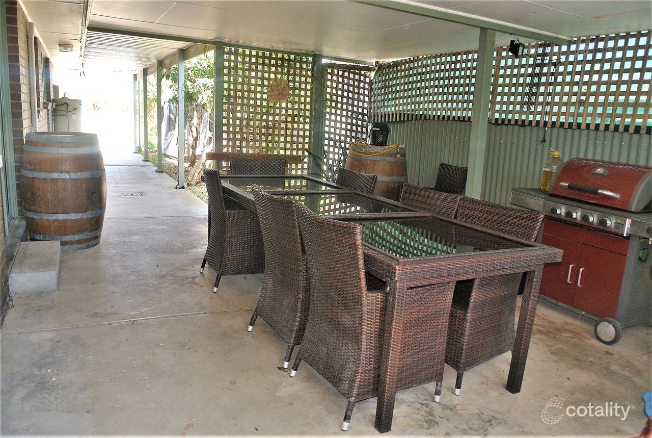 2 Seaview Dr, Pinks Beach, SA 5275