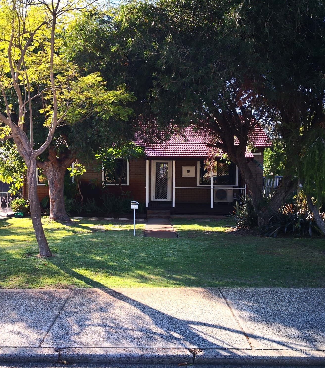 13 Greig St, Willagee, WA 6156