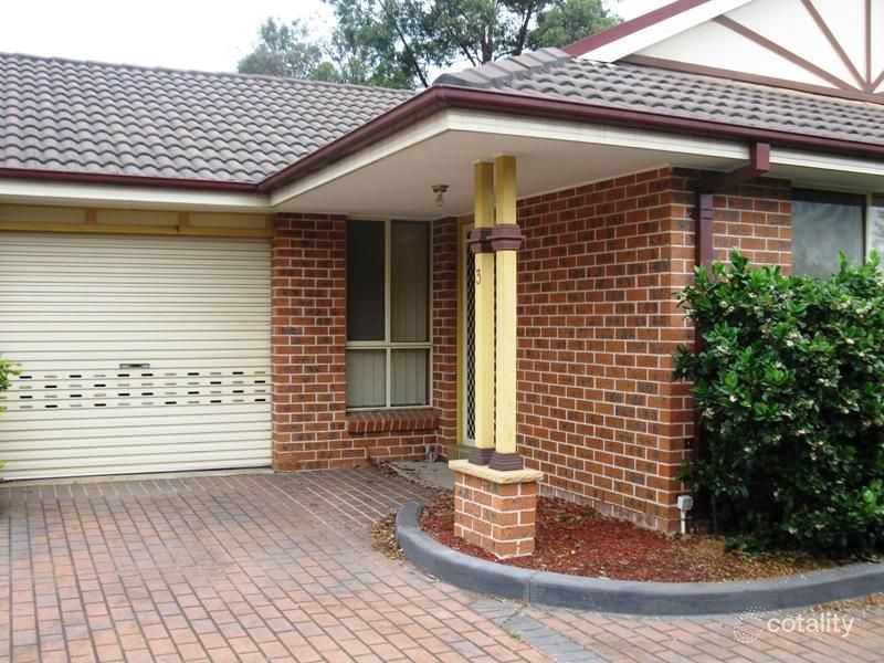 3/8 Sherack Pl, Minto, NSW 2566