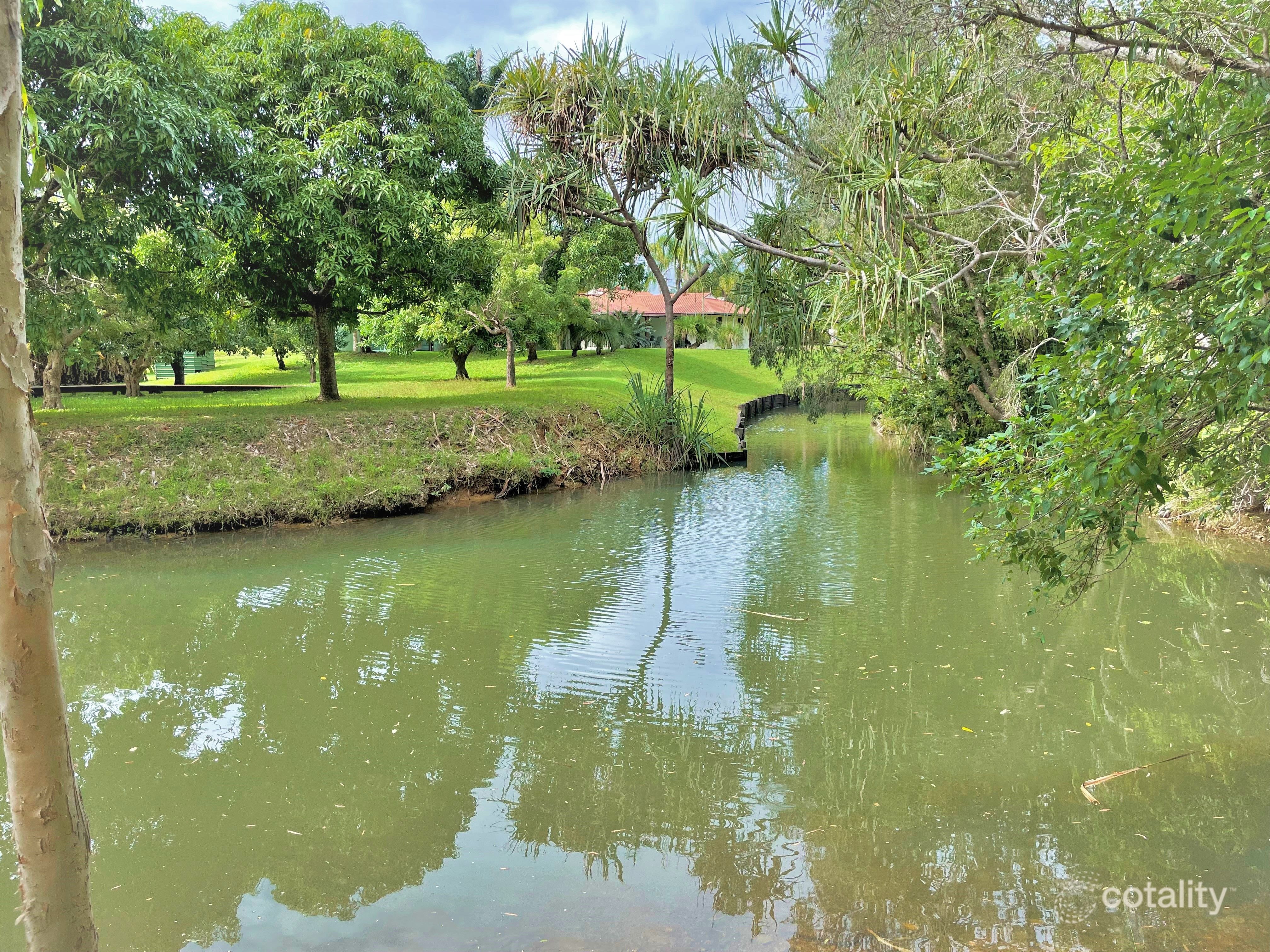 12 Patterson St, Midge Point, QLD 4799