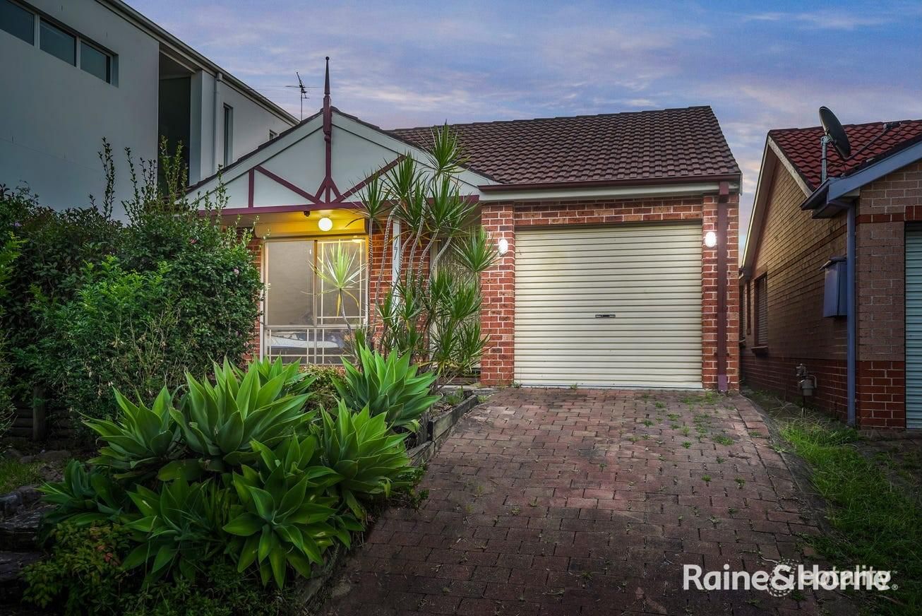 27 Sparrow Lane, Green Valley, NSW 2168
