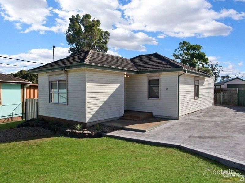 37 Koorabel Rd, Lalor Park, NSW 2147