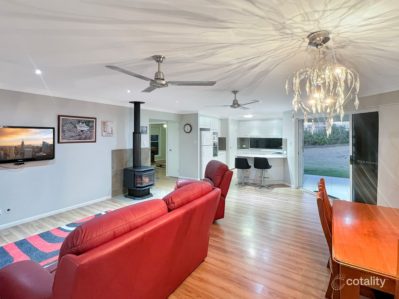 86 Fulham St, Toogoolawah, QLD 4313