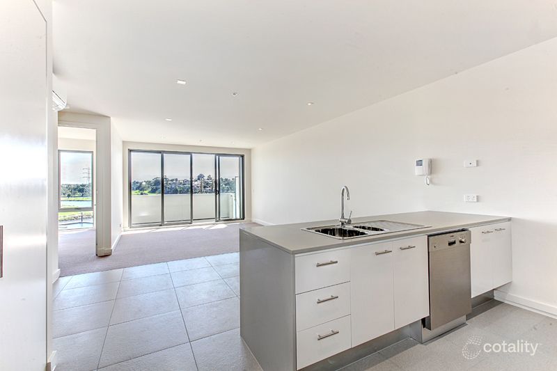 210/55 Cumberland Dr, Maribyrnong, VIC 3032