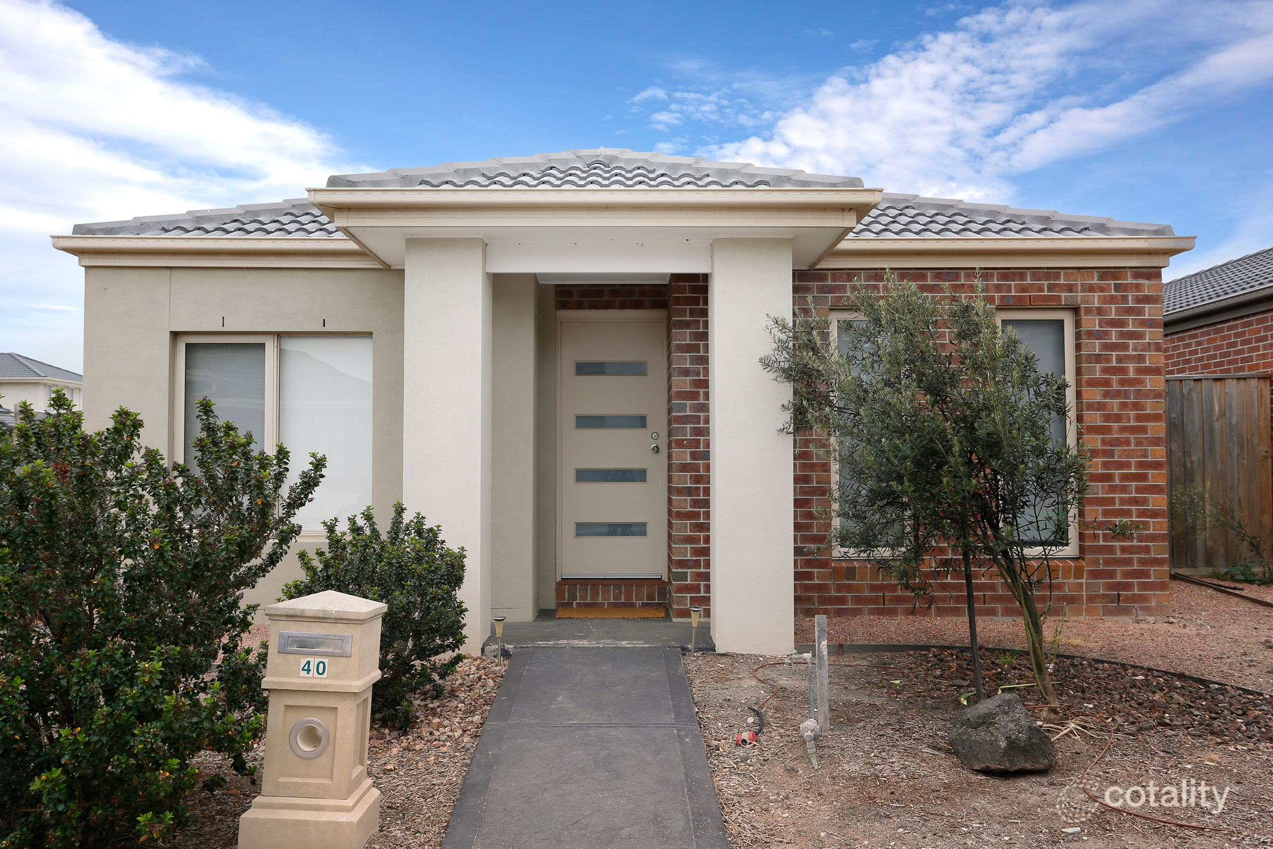 40 Waves Dr, Point Cook, VIC 3030