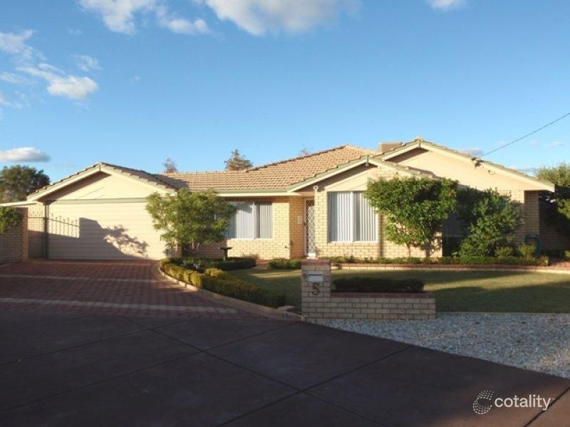 5 Kelly Pl, Beckenham, WA 6107