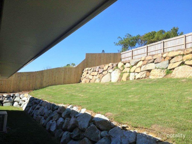 17 Bonney St, Rural View, QLD 4740