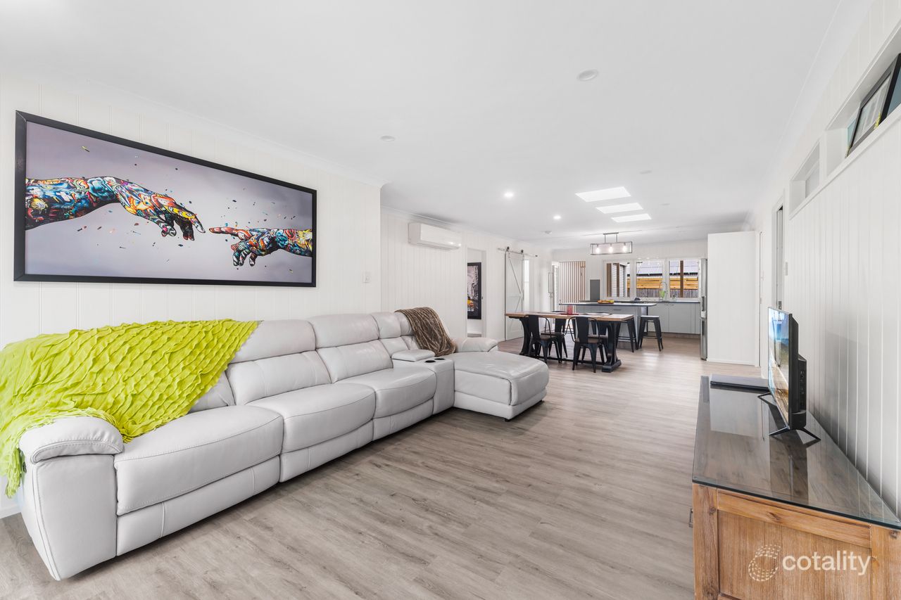 12 Paget St, Mooloolah Valley, QLD 4553